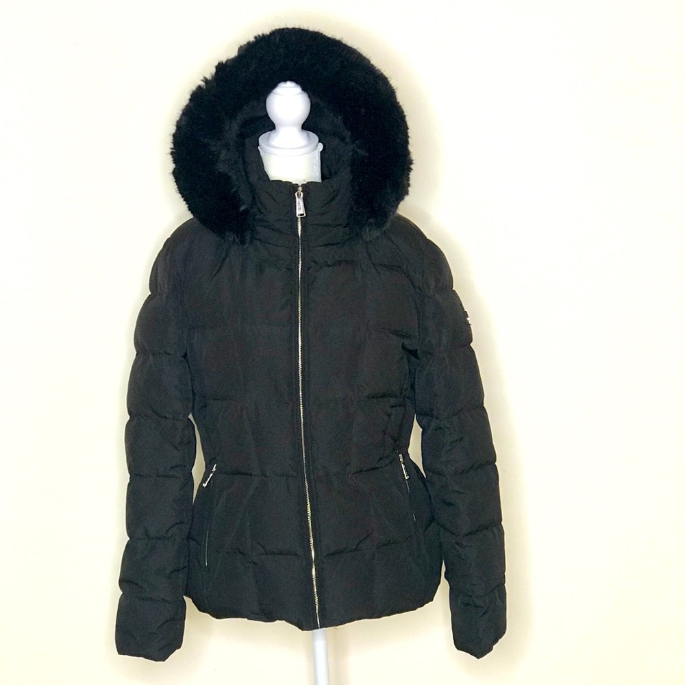 Calvin Klein Women’s 
Faux-Fur-Trim Hooded Puffer